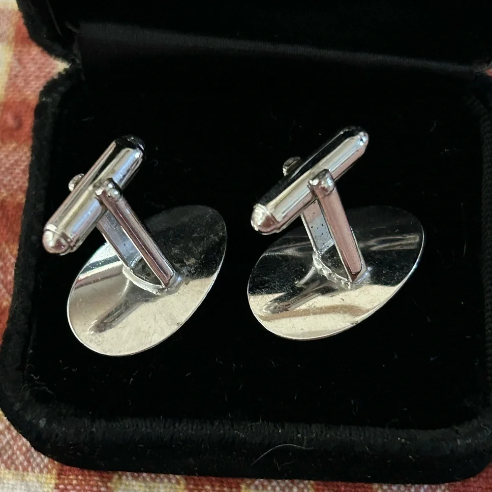Vintage Ross Jewelers Oval Cufflinks Silver Tone Etched with Flower Design